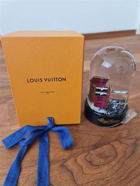 schneekugel louis vuitton|Louis Vuitton lv mask.